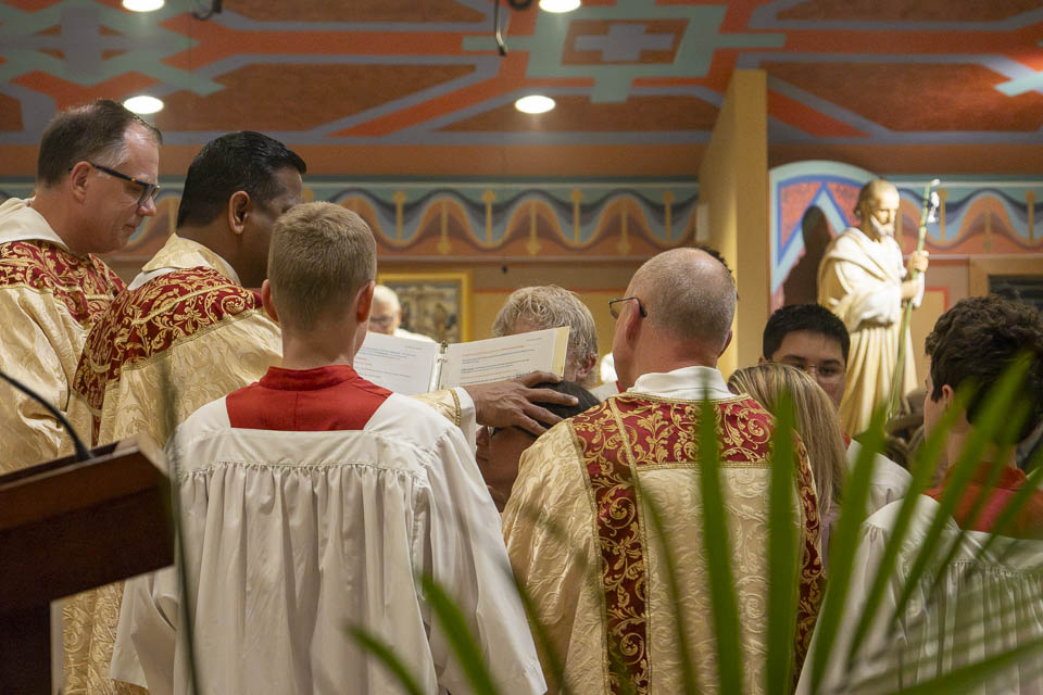 2026-StMary-EasterVigil (119 of 215).jpg